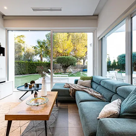 2homerent Colinas Daire