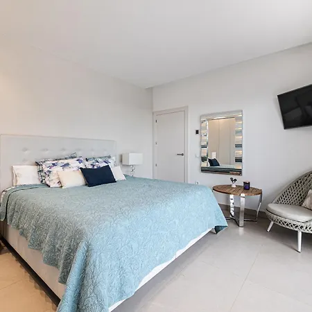 2homerent Colinas